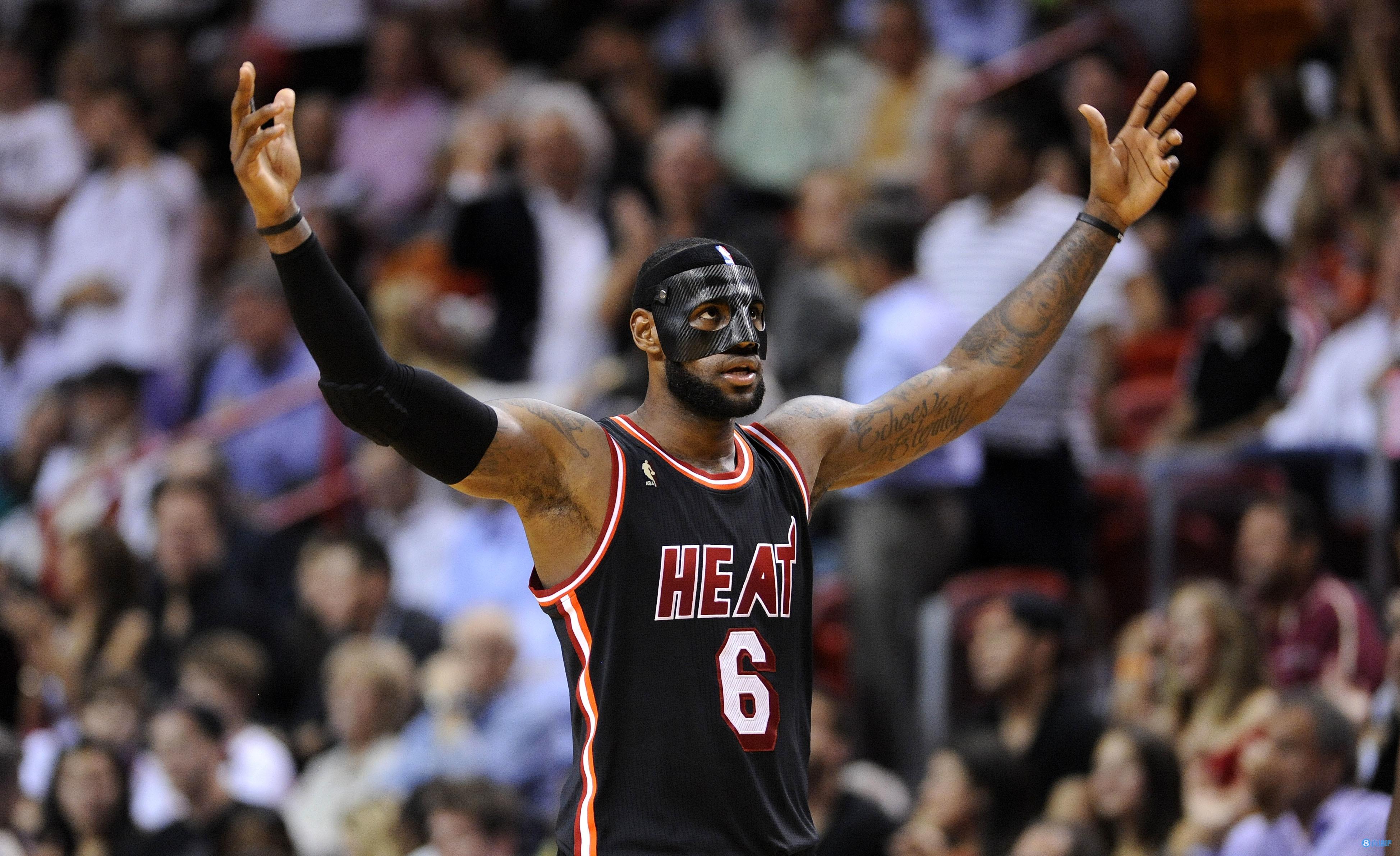 LeBron James 'highest career score (what is LeBron James' highest career score)